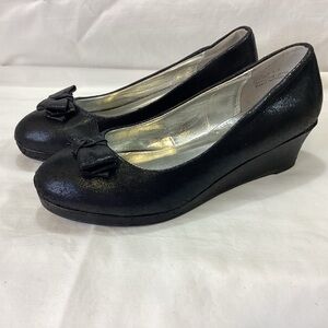 Report Girls Black Shimmer Wedge Shoes with Bow Accent SZ 4.5